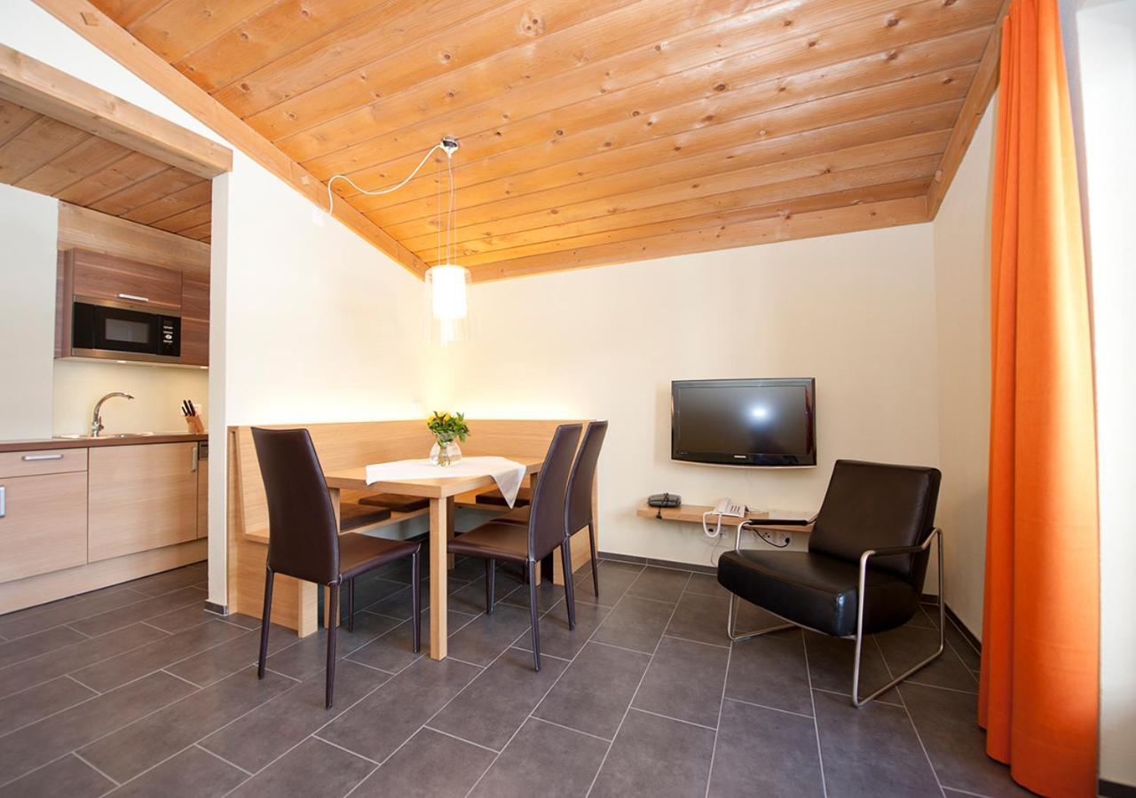Hotel Garni Bergsonne ซัมเนาน์ ภายนอก รูปภาพ