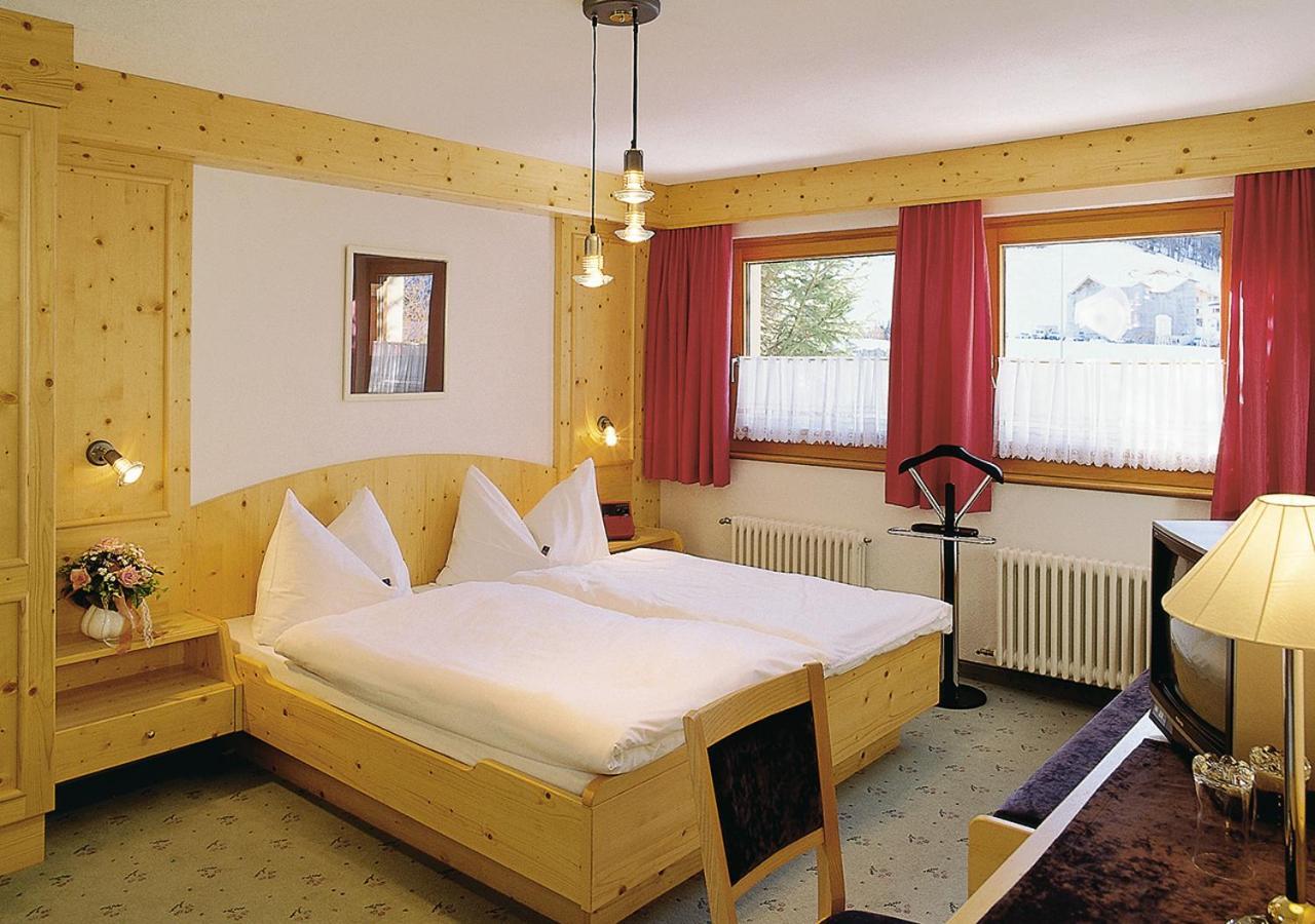 Hotel Garni Bergsonne ซัมเนาน์ ภายนอก รูปภาพ