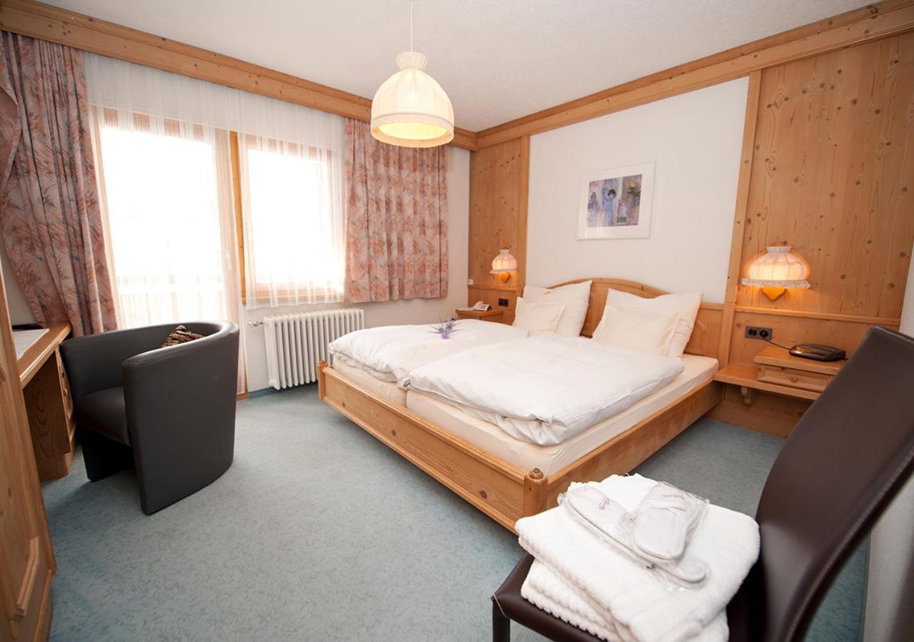 Hotel Garni Bergsonne ซัมเนาน์ ภายนอก รูปภาพ