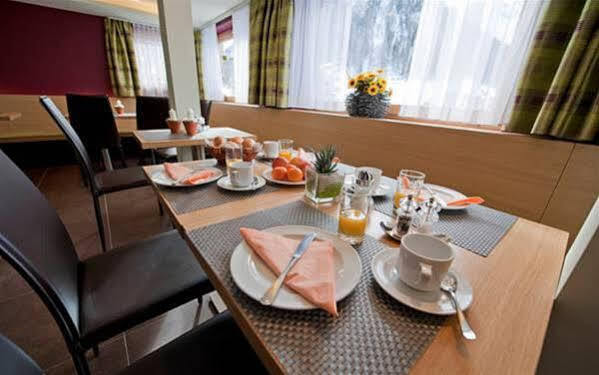 Hotel Garni Bergsonne ซัมเนาน์ ภายนอก รูปภาพ
